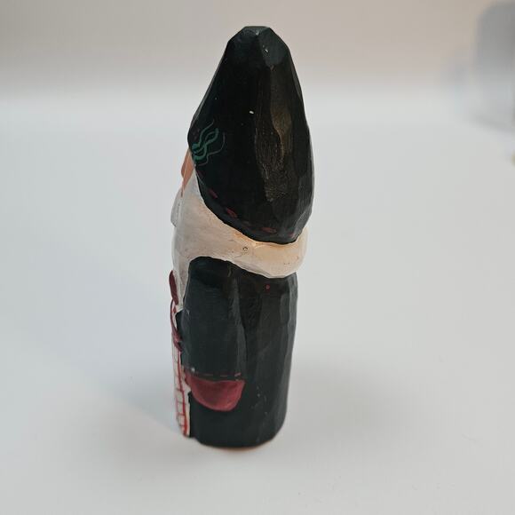 Vintage  Hand-carved wooden Eddie Walker Santa Figure Holding Gift 4.5" - Picture 3 of 7